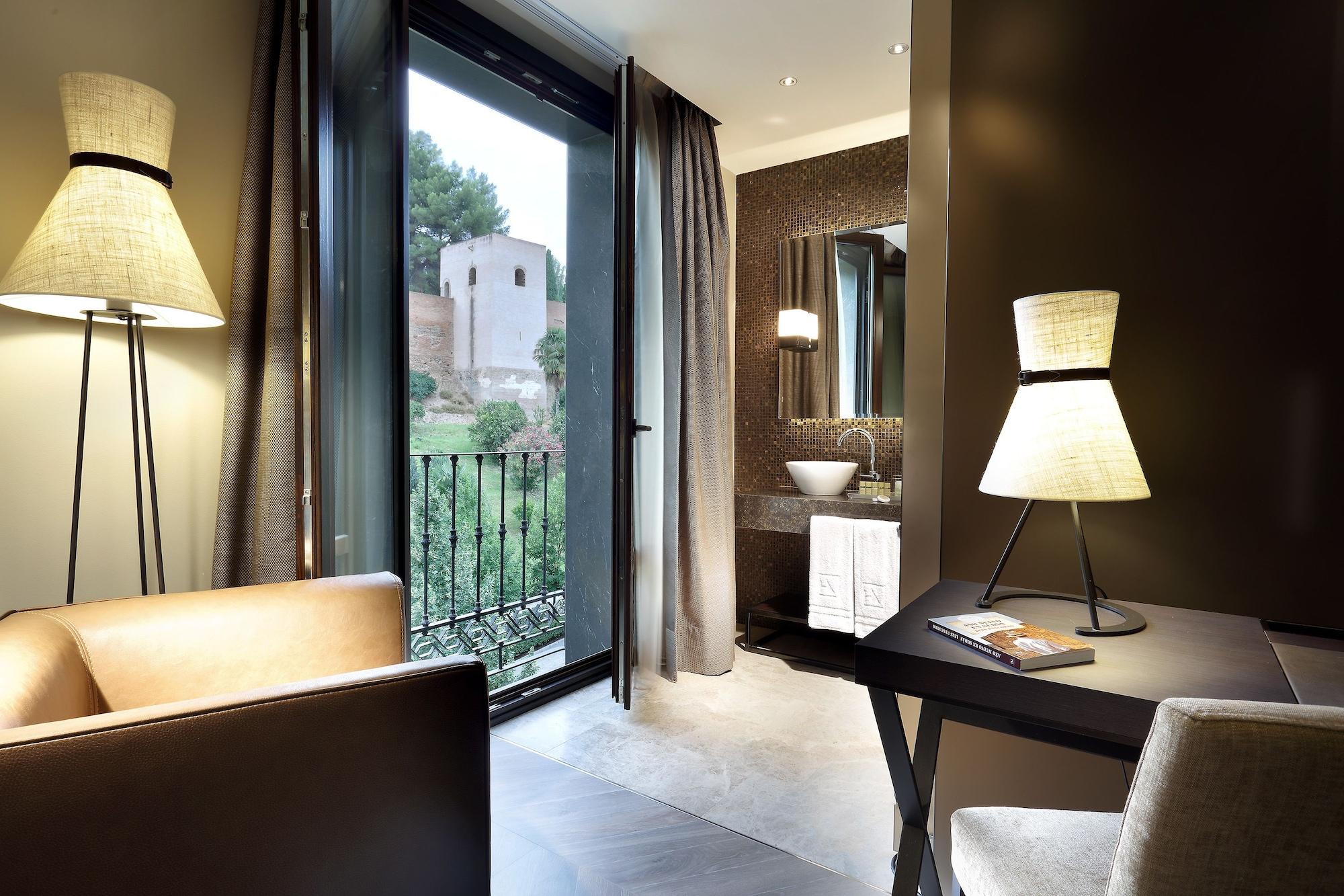 Aurea Washington Irving By Eurostars Hotel Company Granada Kültér fotó A room at the hotel